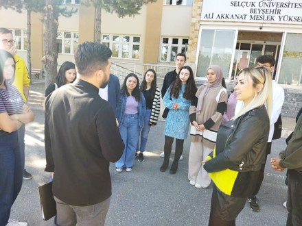 Birinci Sınıflara Uygulama Mutfağı Gezdirildi